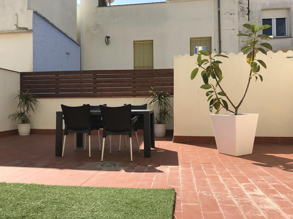 Apartaments Ample Port Marina Palamos Exterior photo