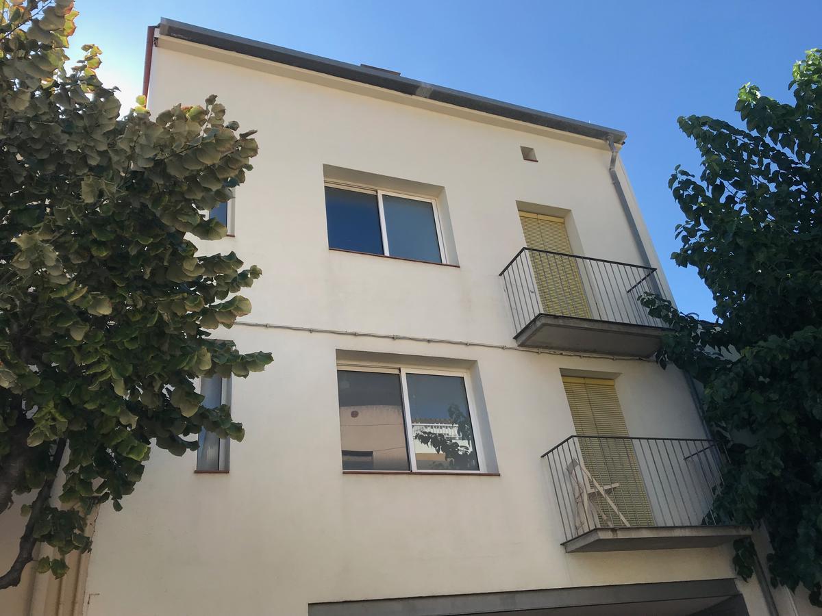 Apartaments Ample Port Marina Palamos Exterior photo